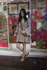 Kriti Sanon at Tewari Sweets to celebrate the success of film Luka Chuppi on 4th March 2019 (7)_5c80d2c20a0b9.jpg