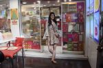 Kriti Sanon at Tewari Sweets to celebrate the success of film Luka Chuppi on 4th March 2019 (8)_5c80d2c455e16.jpg