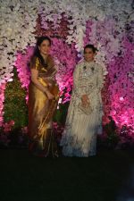 Rashmi Thackeray at Akash Ambani & Shloka Mehta wedding in Jio World Centre bkc on 10th March 2019 (55)_5c876db54bb66.jpg