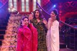  Farah Khan, Shilpa Shetty, Geeta Kapoor on the sets of Super Dancer Chapter 3 on 11th Jan 2019 (112)_5c88bc3186dec.JPG