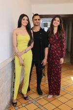  Vidyut Jamwal, Pooja Sawant & Asha Bhat spotted at Sun n Sand as they promote thier upcoming film Junglee on 11th March 2019 (46)_5c88b8ea6b2af.JPG