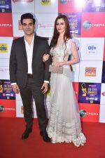 Arbaaz Khan, Georgia Andriani at Zee cine awards red carpet on 19th March 2019