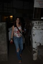 Sussane Khan spotted at Kromakay juhu on 26th May 2019 (2)_5cebdc239fcf1.JPG