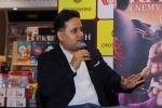 Zoya Akhtar Unveil The Book Of Author Amish Tripathi Raavan Enemy Of Aryavarta on 3rd June 2019 (26)_5cf62ba183ace.jpg