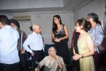 Katrina Kaif meet the families who had experienced partition at Mehboob Studio in bandra on 13th June 2019 (148)_5d034eb737372.JPG