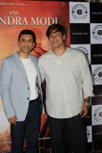 Vivek Oberoi, Anand Pandit at the Success party of film PM Narendra Modi in andheri on 13th June 2019 (51)_5d0357bb62acc.JPG