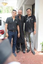 Sanjay Dutt spotted at Anand Pandit_s house in juhu on 15th June 2019 (43)_5d07447f492e0.JPG