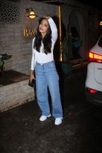 Malvika Mohanan spotted at bayroute in juhu on 18th June 2019 (4)_5d09d8047201d.JPG