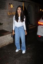 Malvika Mohanan spotted at bayroute in juhu on 18th June 2019 (6)_5d09d80ae5a39.JPG