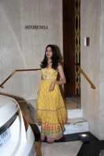 Janhvi Kapoor spotted at Manish Malhotra_s house in bandra on 21st June 2019 (19)_5d0de69ad8a80.JPG