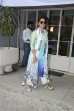 Kiara Advani spotted at bandra on 22nd June 2019 (9)_5d0f30dc7ae5e.jpg