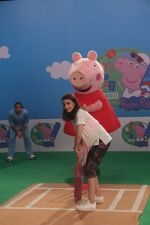 Soha Ali Khan shooting fun cricket videos with kids� favourite, Peppa Pig and George on 22nd June 2019 (8)_5d0f30f60bd66.JPG