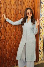 Sonakshi Sinha Spotted Sun N Sand, Juhu For Their Upcoming Film Khandaani Shafakhana on 22nd June 2019 (26)_5d0f3146ef524.jpg