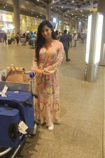 Niharica Raizada Spotted at Airport on 24th June 2019 (9)_5d11c049f22cb.jpg