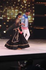 Mrunal Thakur, Hrithik Roshan on the sets of colors Dance Deewane in filmcity on 2nd July 2019