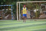 Ranbir Kapoor playing football at juhu on 7th July 2019 (45)_5d22f2ecd2c08.JPG