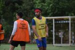 Ranbir Kapoor playing football at juhu on 7th July 2019 (64)_5d22f31547814.JPG
