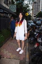 Adah Sharma spotted at Bombay salad in bandra on 18th July 2019 (16)_5d3169c6b66e8.JPG