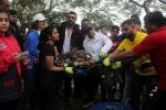 Arjun Kapoor will be flagging off the 2nd edition of the Beach clean up drive at Carter Road in Mumbai on Sunday on 4th Aug 2019 (17)_5d47d530192a3.jpg