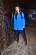 Mouni Roy spotted at Estella juhu on 4th Aug 2019 (15)_5d47d5c698a30.JPG