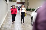  Mira Rajput spotted at Dharma films office in bandra on 6th Aug 2019 (13)_5d4a7b92d9a66.JPG