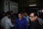 Salman Khan at the 25years celebration of Hum Apke hai Kaun at liberty cinema on 10th Aug 2019 (6)_5d5b9a16a7a86.jpg