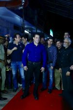 Salman Khan at the 25years celebration of Hum Apke hai Kaun at liberty cinema on 10th Aug 2019 (8)_5d5b9a1ce0d0f.jpg