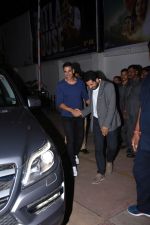 Akshay Kumar attends the special screening of film Mission Mangal hosted for BMC workers at plaza cinema in Dadar on 20th Aug 2019 (14)_5d5cf5062ee43.JPG