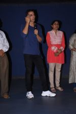 Akshay Kumar attends the special screening of film Mission Mangal hosted for BMC workers at plaza cinema in Dadar on 20th Aug 2019 (31)_5d5cf5394925b.JPG