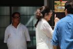 Alka Yagnik at the funeral of Mohammed Zahur Khayyam on 20th Aug 2019