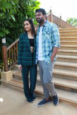 Prabhas and Shraddha Kapoor spotted promoting their upcoming movie Saaho in JW Marriott on 20th Aug 2019 (33)_5d5cf58014ccd.jpg