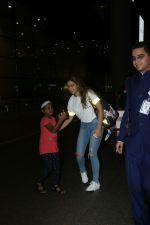 Sara Ali Khan spotted at airport on 20th Aug 2019 (57)_5d5cf49ec1f4a.JPG