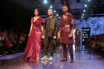 Hardik Pandya and Lisa Haydon walk the ramp at Lakme Fashion week 2019 for designer Amit Aggarwal on 21st Aug 2019 (11)_5d5e44c0a9dd0.JPG