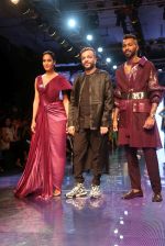 Hardik Pandya and Lisa Haydon walk the ramp at Lakme Fashion week 2019 for designer Amit Aggarwal on 21st Aug 2019 (16)_5d5e455b9a54b.JPG