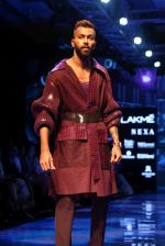 Hardik Pandya walk the ramp at Lakme Fashion week 2019 for designer Amit Aggarwal on 21st Aug 2019 (1)_5d5e456b61691.JPG
