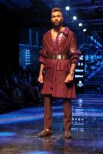 Hardik Pandya walk the ramp at Lakme Fashion week 2019 for designer Amit Aggarwal on 21st Aug 2019 (14)_5d5e45827ca59.JPG