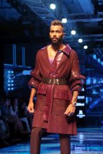 Hardik Pandya walk the ramp at Lakme Fashion week 2019 for designer Amit Aggarwal on 21st Aug 2019 (18)_5d5e458997cc4.JPG