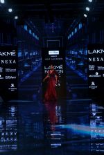 Lisa Haydon walk the ramp at Lakme Fashion week 2019 for designer Amit Aggarwal on 21st Aug 2019 (2)_5d5e44d54d771.JPG