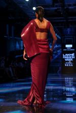 Lisa Haydon walk the ramp at Lakme Fashion week 2019 for designer Amit Aggarwal on 21st Aug 2019 (29)_5d5e4505f02be.JPG