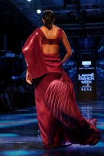 Lisa Haydon walk the ramp at Lakme Fashion week 2019 for designer Amit Aggarwal on 21st Aug 2019 (30)_5d5e4507aecbd.JPG