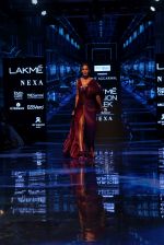 Lisa Haydon walk the ramp at Lakme Fashion week 2019 for designer Amit Aggarwal on 21st Aug 2019 (9)_5d5e44e17ac94.JPG