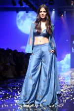 Malvika Mohanan At lakme fashion week 2019 by designer Vineet Rahul on 21st Aug 2019 (26)_5d5e45ab01a6b.JPG