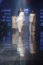 Model at lakme fashion week Day 1 on 21st Aug 2019 (21)_5d5e4632a3891.JPG