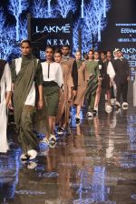 Athiya Shetty walk the ramp for designer Abraham & Thakore at Lakme Fashion Week 2019 on 22nd Aug 2019 (26)_5d5f8d98f143e.JPG