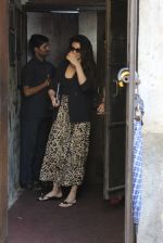 Jacqueline Fernandez spotted at palli bhavan restaurant at bandra on 22nd Aug 2019 (2)_5d5f931bd13e3.JPG