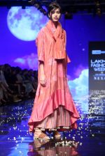 Model walk the ramp at Lakme Fashion Week 2019 Day 2 on 22nd Aug 2019 (138)_5d5f99855b91c.JPG