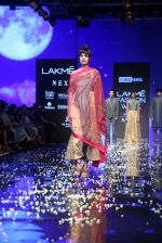 Model walk the ramp at Lakme Fashion Week 2019 Day 2 on 22nd Aug 2019 (158)_5d5f99aaa3059.JPG