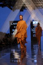 Model walk the ramp at Lakme Fashion Week 2019 Day 2 on 22nd Aug 2019 (45)_5d5f98d03cb2d.JPG