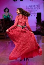 Aahana Kumra At lakme fashion week 3 on 23rd Aug 2019 (29)_5d60ea0b3030b.JPG