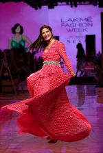 Aahana Kumra At lakme fashion week 3 on 23rd Aug 2019 (30)_5d60ea0d23b8a.JPG